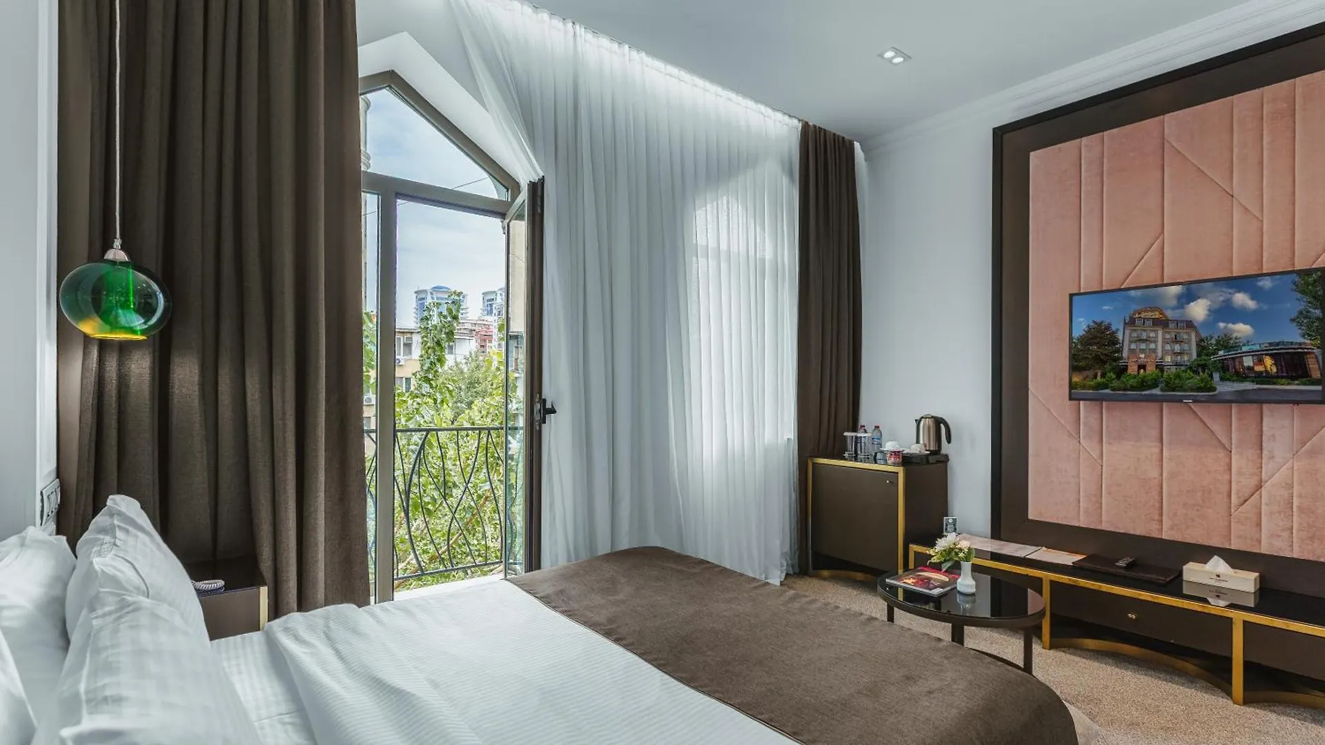 Ivy Garden Hotel Baku 5*,
