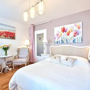  Frühstückspension Naturalbnb - D'hotes Bios, Ethiques - Au Calme, Confort Dans Fermee - Parking Gratuit, Securise - Garage Velos Et Motos - Offert Super Petit Dejeuner Local Et Bio Sucre Sale Frankreich