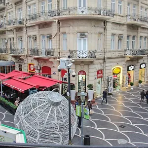 Отель Solo On Nizami Street, Баку